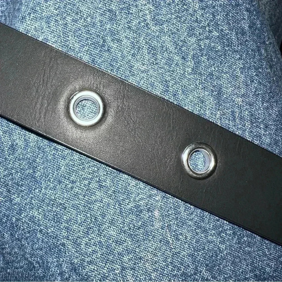 Kendall & Kylie Women’s Black Vegan Belt with Silver-Tone Buckle Accents M/L - Picture 6 of 13